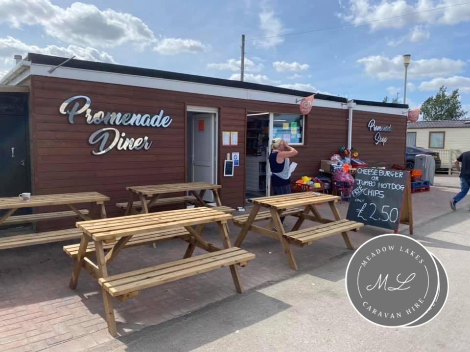 Promenade 566, Direct Beach Access, Close To Fantasy Island, Wifi, Pet Friendly - Meadow Lakes Caravan & Lodge Hire Skegness Zewnętrze zdjęcie